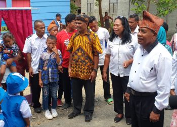 Pemda Bursel bersama pengurus PKK Meresmikan bangunan Paud William Boot Bala Keselamatan Di Dusun Waenewen