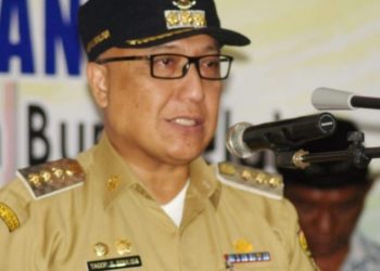 Cegah Covid-19, Bupati Bursel Keluarkan Instruksi Tutup Semua Pintu Masuk dan Keluar Wilayah Bursel