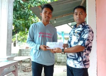 Potong Gaji 2 Bulan, Liligoly Bantu Mahasiswa Fena Fafan Ditengah Pandemi Covid-19