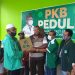 DPC PKB Bursel Bagikan 400 Paket Sembako Pemberian Cak Imin Kepada Warga