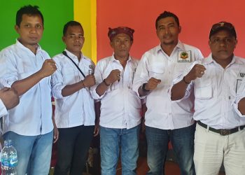 Jelang Pilkada 2020, Ketua DPW Partai Beringin Karya Maluku Kunjungi DPD Bursel, Ini Pesannya