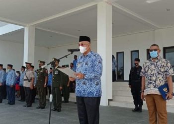 Bupati Bursel Jadi Irup Peringati Hari Pahlawan, Ini Pesannya