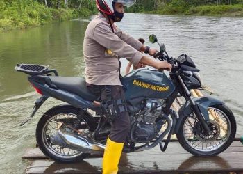 Kapolsek Waesama Himbau Warga Waspada Banjir  dan Lonsor di Musim Penghujan