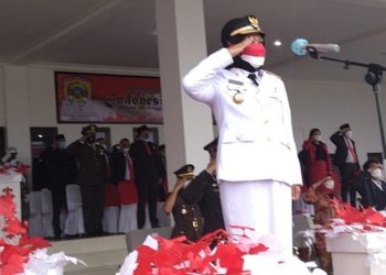 Bupati Safitri Pimpin Upacara HUT RI  Ke-76