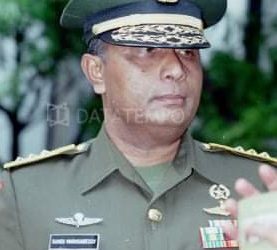 Kolonel Suaidi Marasabessy Komandan HUT ABRI ke-48