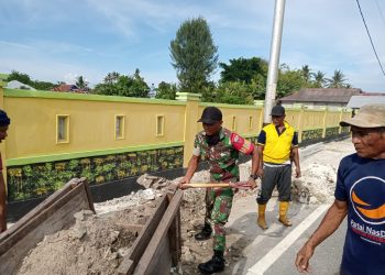 Babinsa Di Tiga Desa Ajak Warga Bergotong Royong