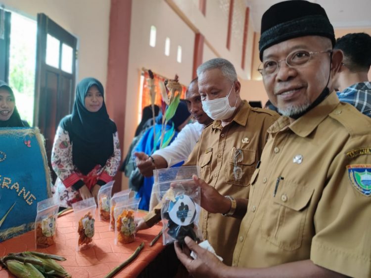 Ada Briket Hingga Kecap Bahan Baku Ikan  Tongkol di Uniqbu Fair 2022