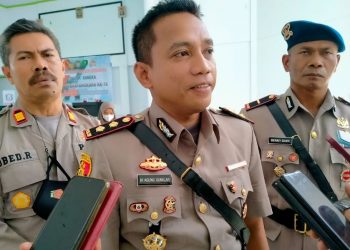 Sambut HUT Bhayangkara Polri Ke 76, Polres Bursel Gelar Baksos Dan Vaksinasi