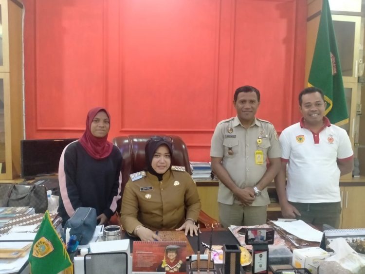 Bupati Bangga Atlet Tinju Putri Bursel Wakili Maluku di Kejurnas Medan