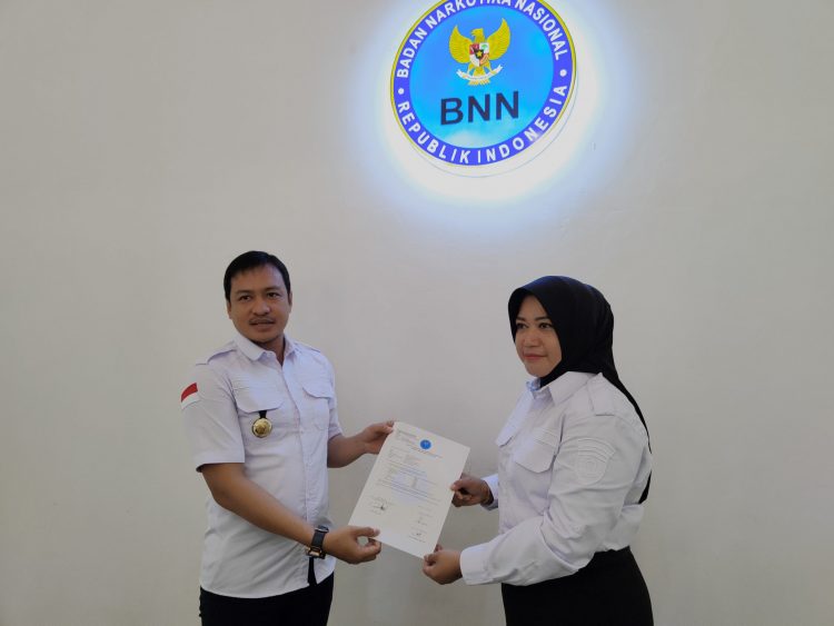 Bupati Safitri Tes Urine, Ini Pesannya