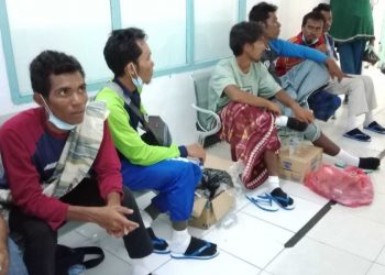 Tenggelam 13 Hari di Laut, 12 Awak Kapal Ikan Ditemukan Nelayan Bursel