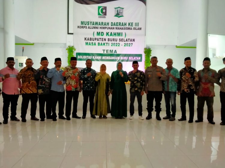 Ini Pesan Bupati Safitri Pada Musda KAHMI Bursel