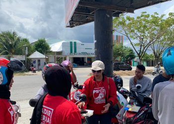 PSI Buru Rayakan ultah Dengan Berbagai Rice Box Kepada Anak Yatim dan Orang Kurang Mampu