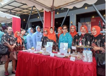 PKK Bursel Juara 1 Cipta Menu Tingkat Provinsi