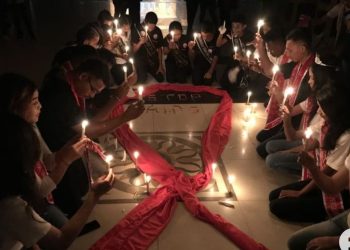 Peringati Hari AIDS Sedunia, sejumlah anak muda Maluku gelar malam renungan