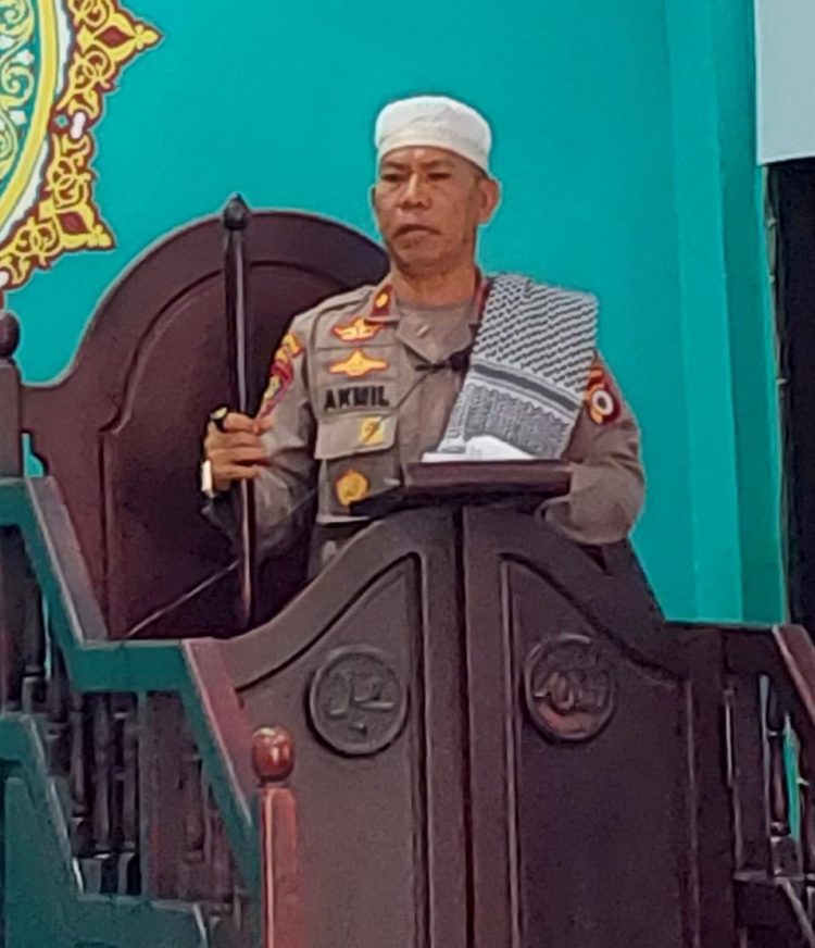 Jadi Khatib, Kasubdit Patroliairud Mengingatkan Tentang Shalat