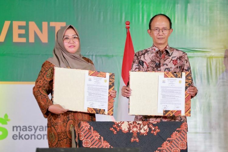 Bupati Bursel Jadi Tamu Kehormatan di Jatim Halal Festival