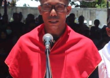 Ketua Nusamba Bursel Apresiasi Pihak PLN Resmikan Listrik 24 Jam Di Kecamatan Ambalau