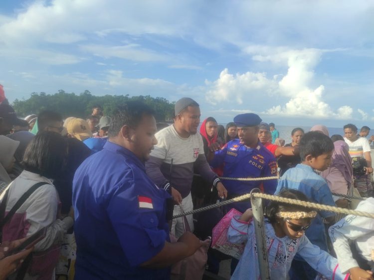 Pengawasan Pelabuhan Namrole Ditingkatkan Jelang Mudik Lebaran Oleh Polairud Polda Maluku Dan Tim