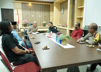 Kapolres  Bertemu Komisioner Bawaslu Buru