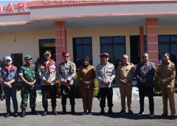 Bupati Bursel Sambut Kedatangan Kapolda Maluku