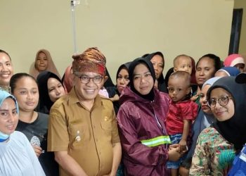 Bupati dan Wakil Bupati Bursel Kunjungi Lokus Stunting di Kecamatan Waesama, Ini Pesannya
