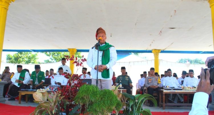 Hadiri Apel Santri di Waekasar, Pj. Bupati Jalaludin Salampessy Ucapkan Terima