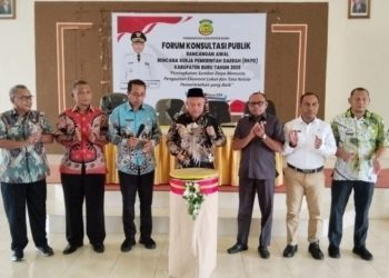 PJ. Bupati Buru Djalaludin Salampesy Buka Kegiatan Forum Konsultasi Publik Tentang RKPD Tahun 2025