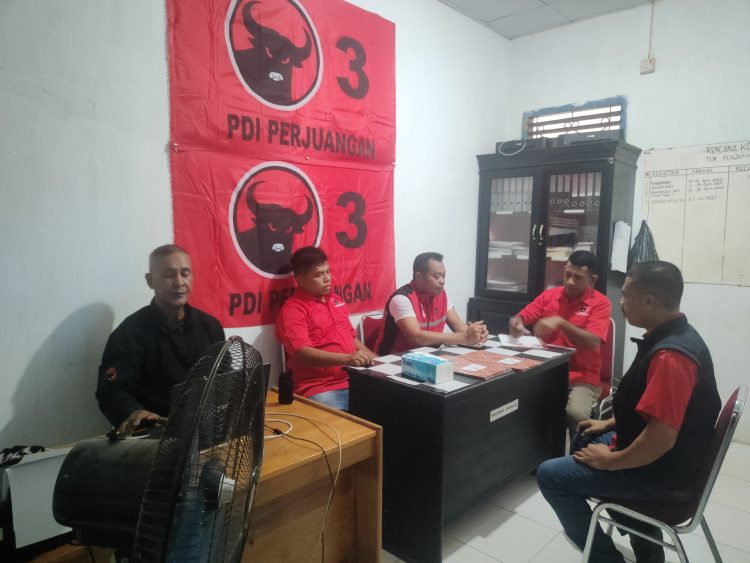 DPC PDIP Bursel Perpanjang Proses Pendaftaran Balon Bupati dan Wakil Bupati