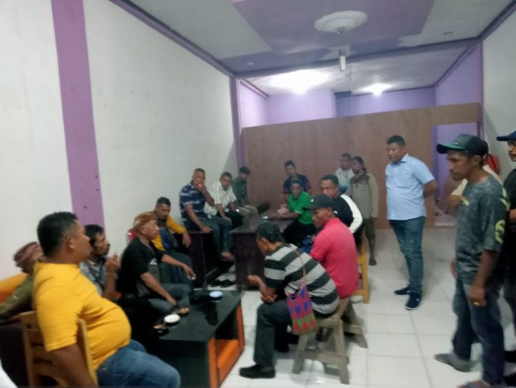 Menguatnya SMS – Beno Berpasangan Di Pilkada Bursel, Tim Beno Cs Berkunjung Ke Posko SMS Sekali Lae