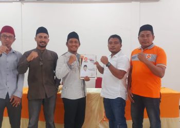 Muhammad  Mukaddar Siap Berkompetisi Di Pilkada Buru