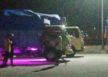 Truk Bermuatan Kapur dan Dicurigai Ada B3 Masih Diamankan di Polres Buru