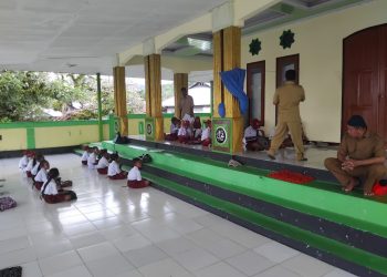 Sekolah Dipalang, Murid SD Alahilaal Batujungku Terpaksa Belajar di Mesjid dan Gedung TPQ