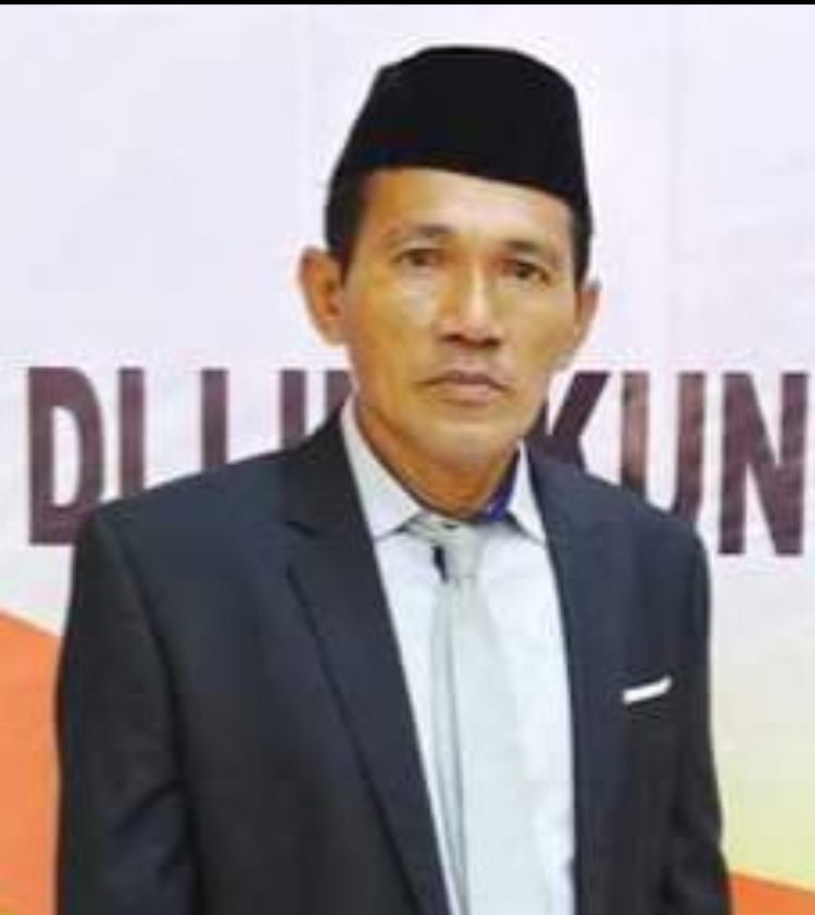 Dinas Dikbud Buru Segera Pasok Meubelir ke SDN 15 Fenalisela