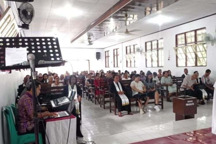 Kebaktian Kenaikan Yesus di Jemaat Passo Utara Berlangsung Khusuk