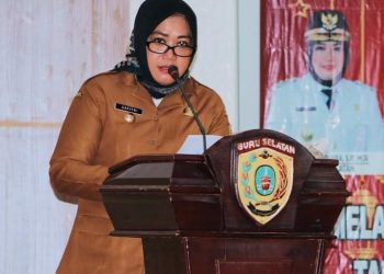 Bupati Bursel ingatkan RSUD dan Puskesmas Tingkatkan Pelayanan Kesehatan
