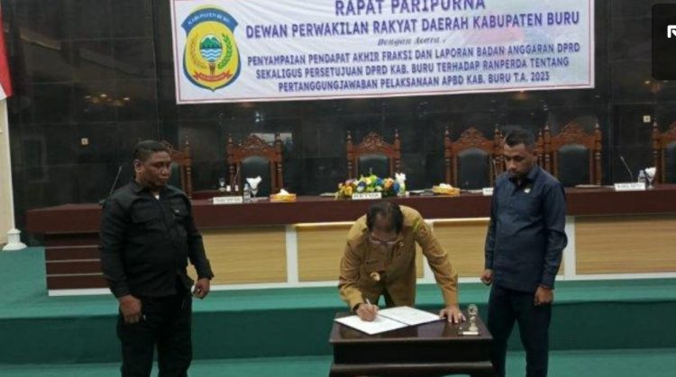 Rapat Paripurna, PJ Bupati Sampaikan Pendapat Akhir Pertanggungjawaban APBD 2023