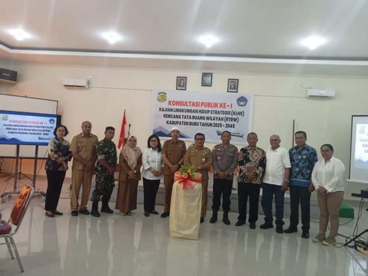 Bappeda Buru Gelar Konsultasi Publik KLHS RTRW