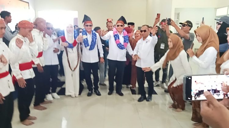 MANDAT Disambut Sepuluh Ribuan Pendukung, Rakyat Buru Ingin Perubahan