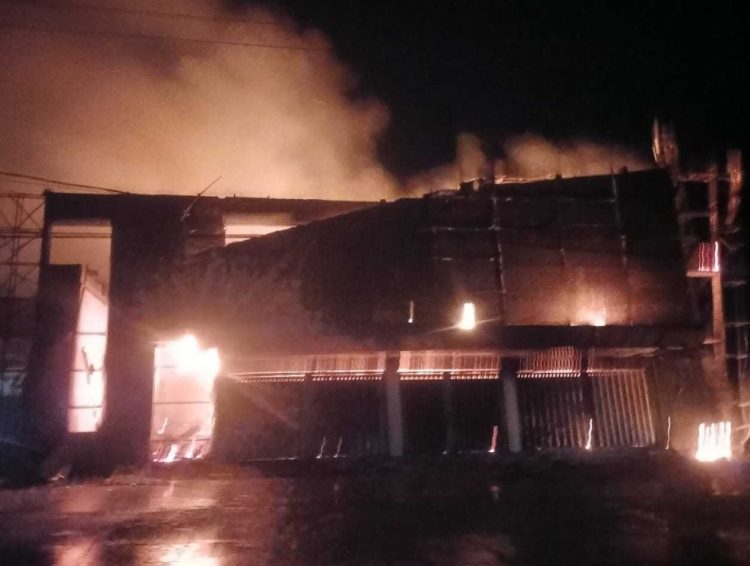 Kapolres: Diduga Korsleting, Swalayan City Mart Namlea Dilahap Sijago Merah