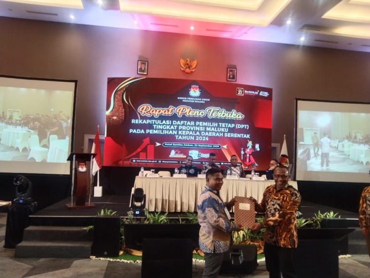 KPU Gelar Rapat Pleno Penetapan DPT se- Maluku