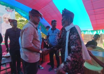 Masyarakat Adat Wael Baca Semaket Untuk Memenangkan Aziz-Gadis