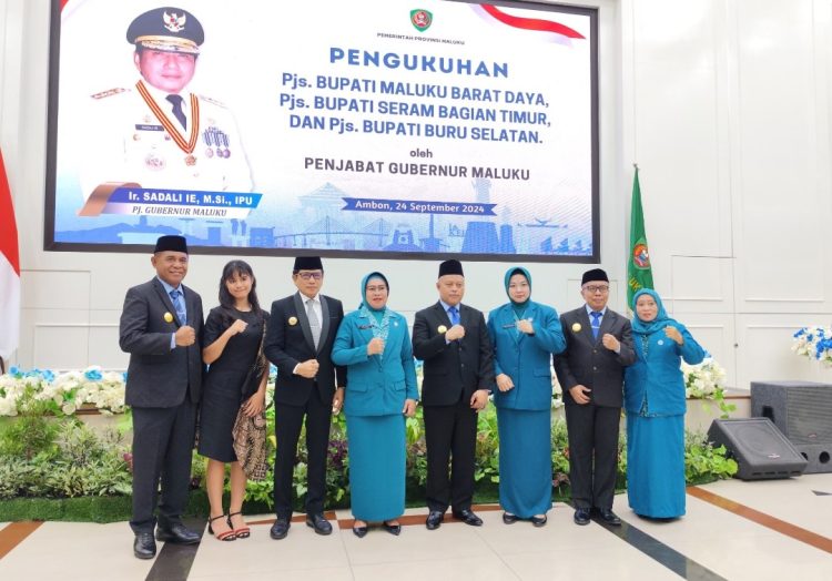 Penjabat Gubernur Maluku Mengukuhkan Pjs  Bupati MBD, Bupati SBT Dan Bupati Bursel