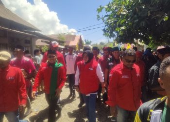 Bupati Safitri Disambut Antusias di Desa Leku, Ia Tegaskan 21 Capaian Program Kerja Di Pemerintahan dan 13 Program Pro-Rakyat