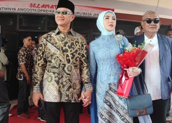 Gaji dan Tunjangan Bella Sohfie Di DPRD Buru Dikembalikan Utuh Untuk Rakyat