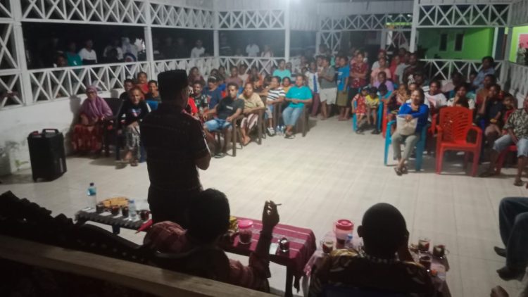 Warga Desa Waekose Menaruh Harapan Besar Kepada Calon Bupati Azis