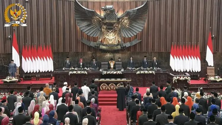 580 Anggota DPR Periode 2024-2029 Resmi Dilantik