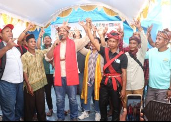 Para Tokoh Adat, Tokoh Agama dan Komunitas Adat di Kecamatan Waesama Siap Menangkan Pasangan SAH di Pilkada Bursel