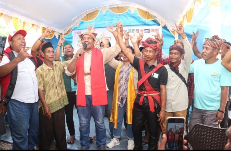 Para Tokoh Adat, Tokoh Agama dan Komunitas Adat di Kecamatan Waesama Siap Menangkan Pasangan SAH di Pilkada Bursel