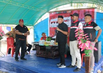 Kampanye di Desa Lektama, Fatmite dan Wali, Ketua DPRD Bursel Tegaskan Kemenangkan Safitri – Hempri